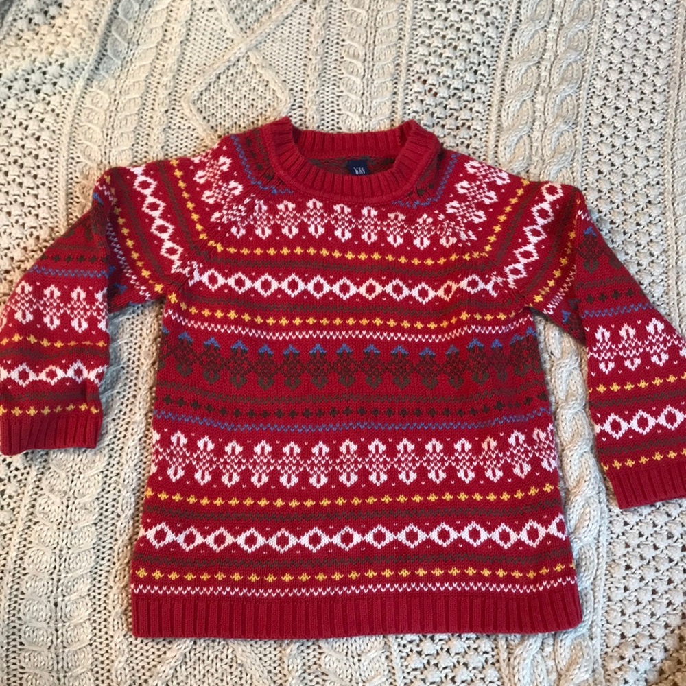 GAP sweater